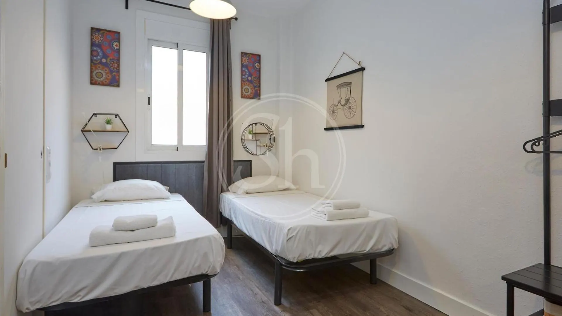 Apartment Comodo Apartamento En Poble Sec Barcelona Spain
